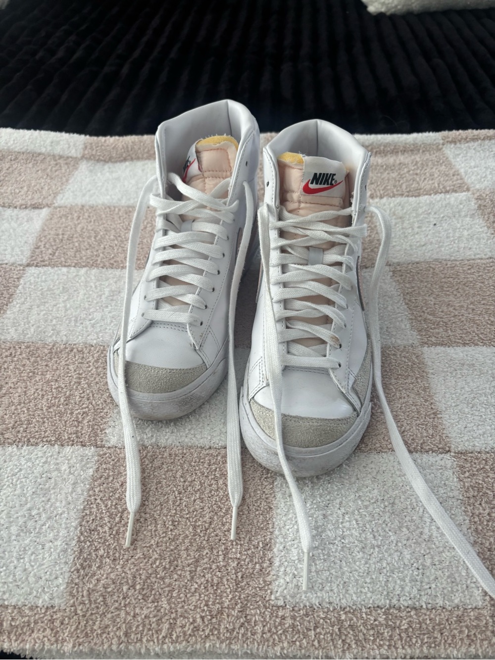 Nike Women’s Mid '77 White and Pink Sneakers